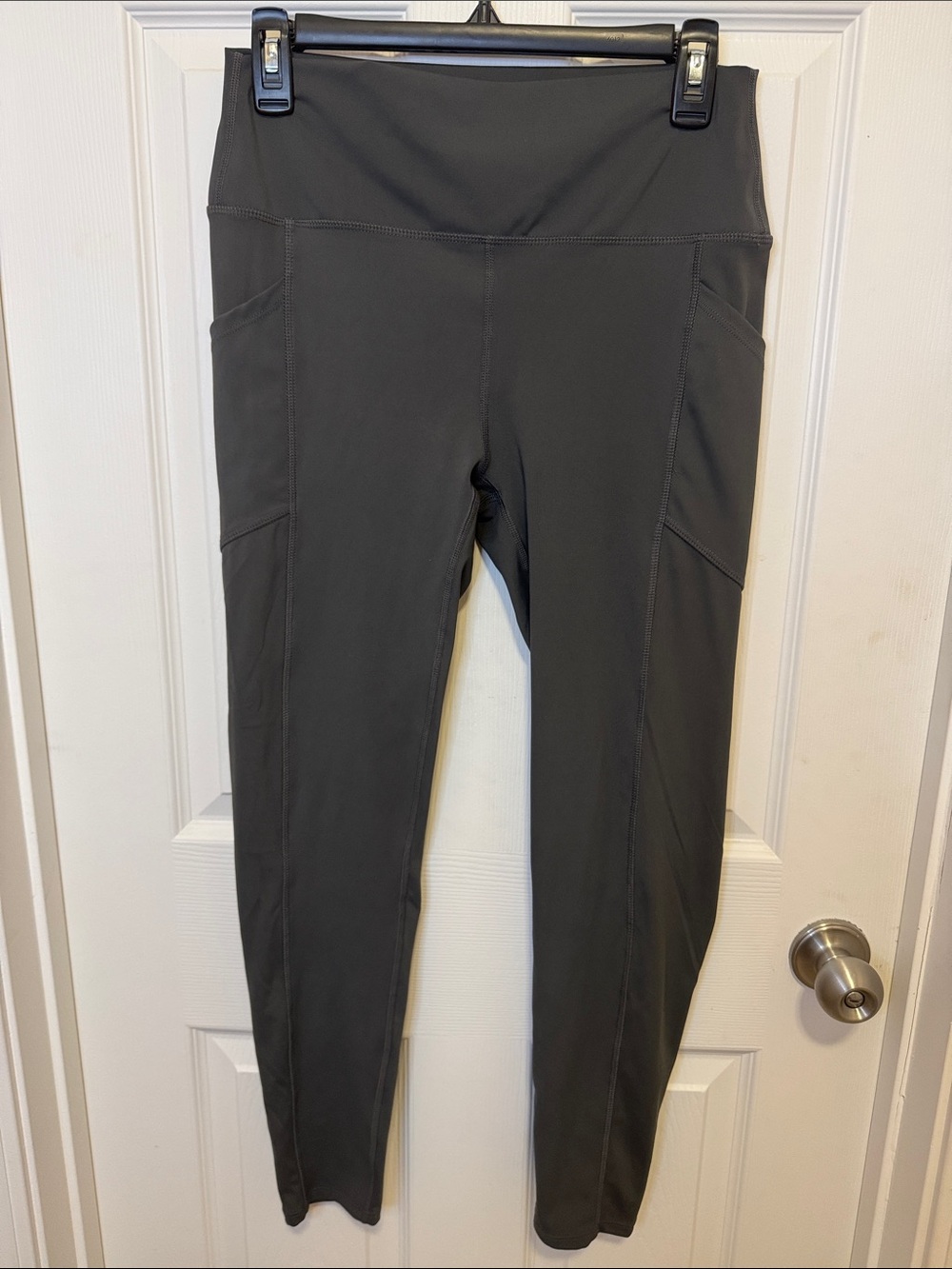 Zenana Outfitters Charcoal Gray High-Waist Pocket Leggings